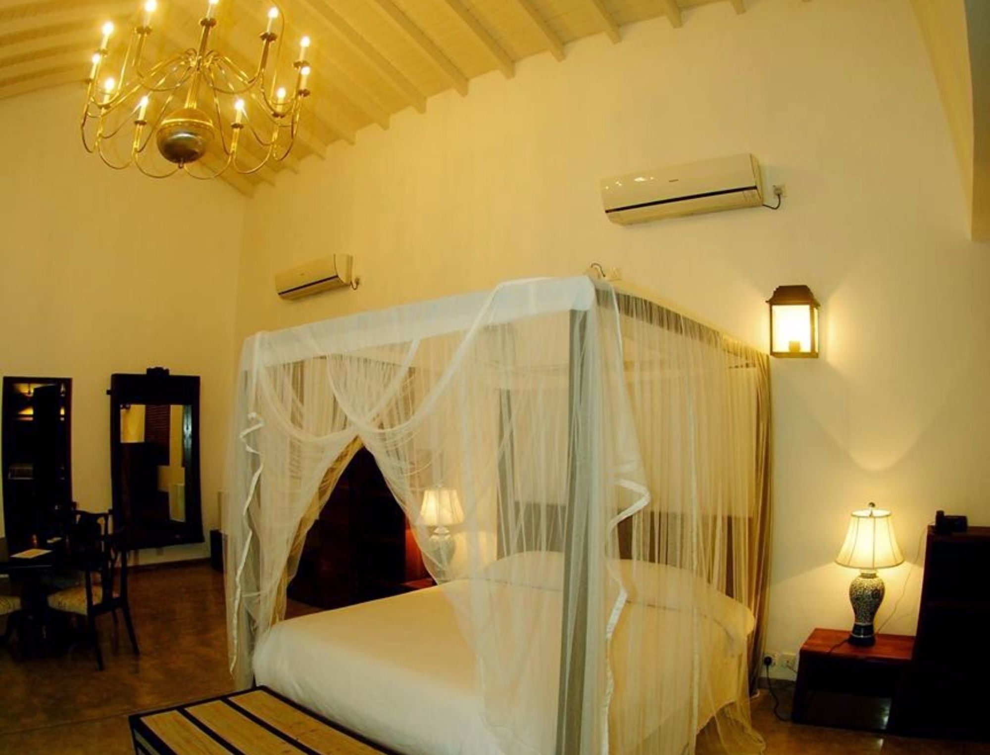 קולומבו D Pavilion Boutique Hotel מראה חיצוני תמונה